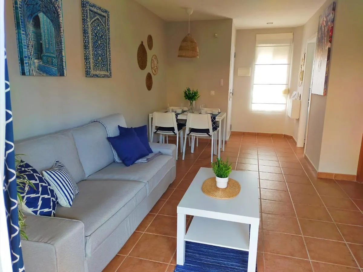 Bonito apartamento con jardín privado en Novo Novo Sancti Petri